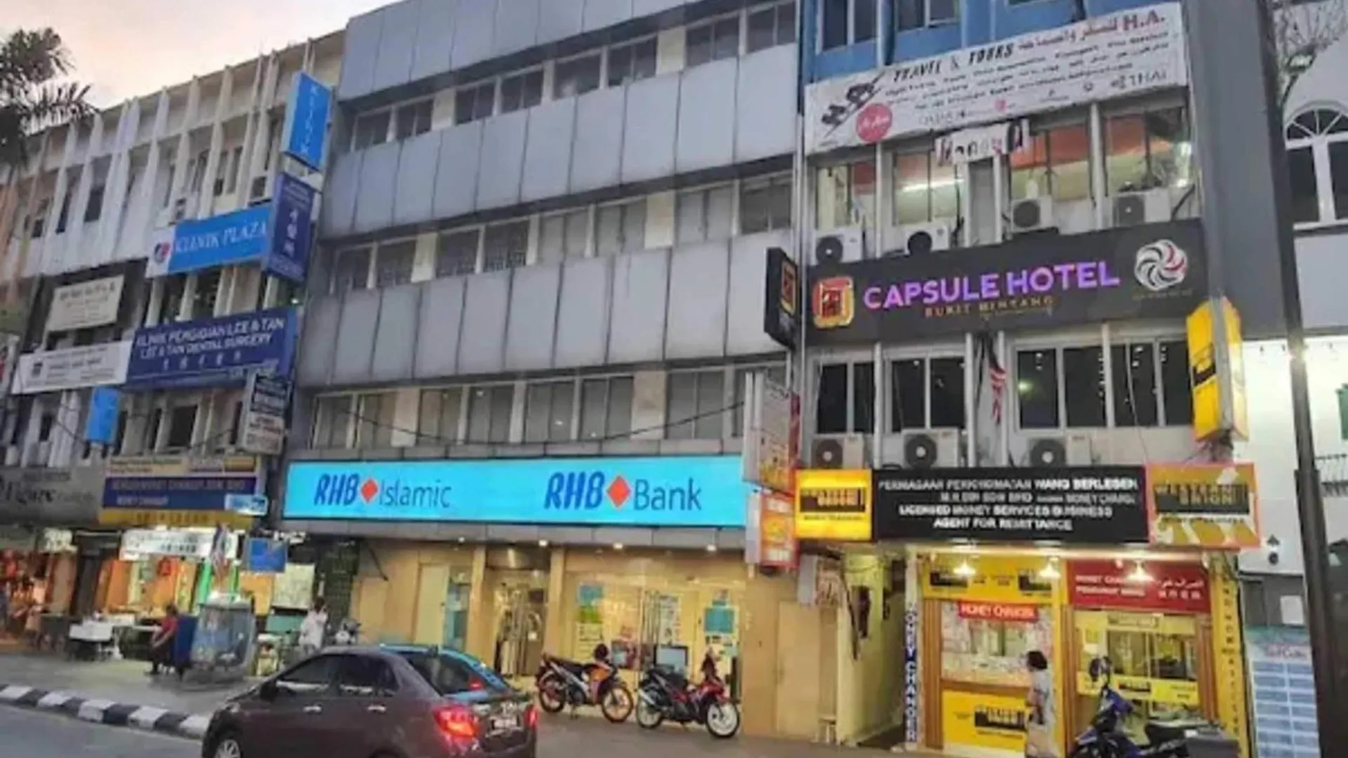 Oyo 91036 J Capsule Hotel @ Jalan Bukit Bintang Kuala Lumpur