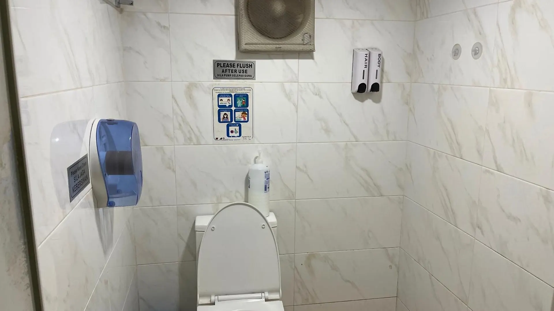 Oyo 91036 J Capsule Hotel @ Jalan Bukit Bintang Kuala Lumpur